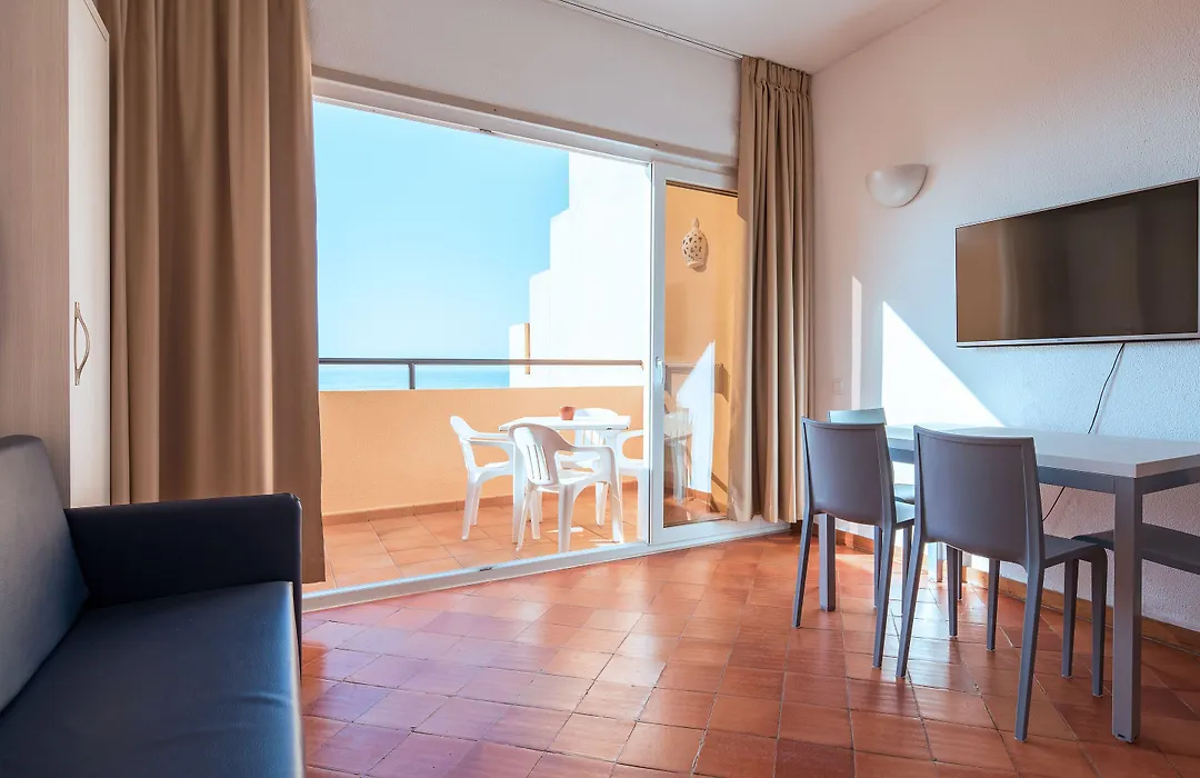 Meia Praia Lagos - Beach Club Apartments-1